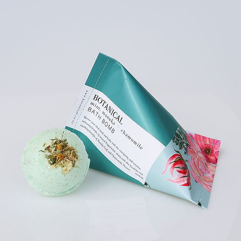 Bath Bomb Singles -Mint + Manuka + Chamomile By Botanicals