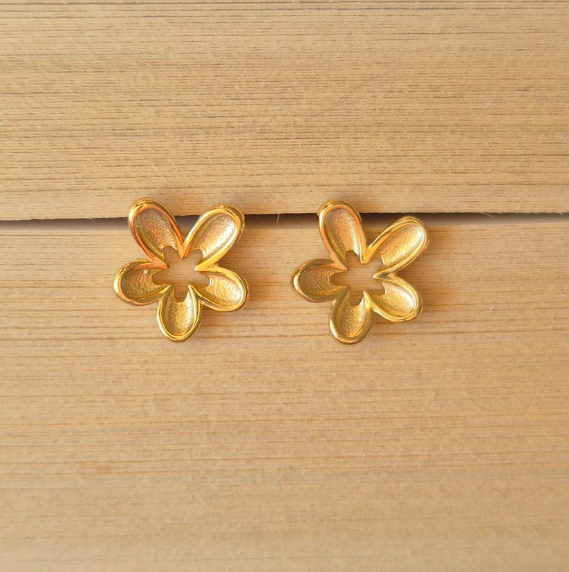 Sorella of May Phoebe Flower Stud Earrings